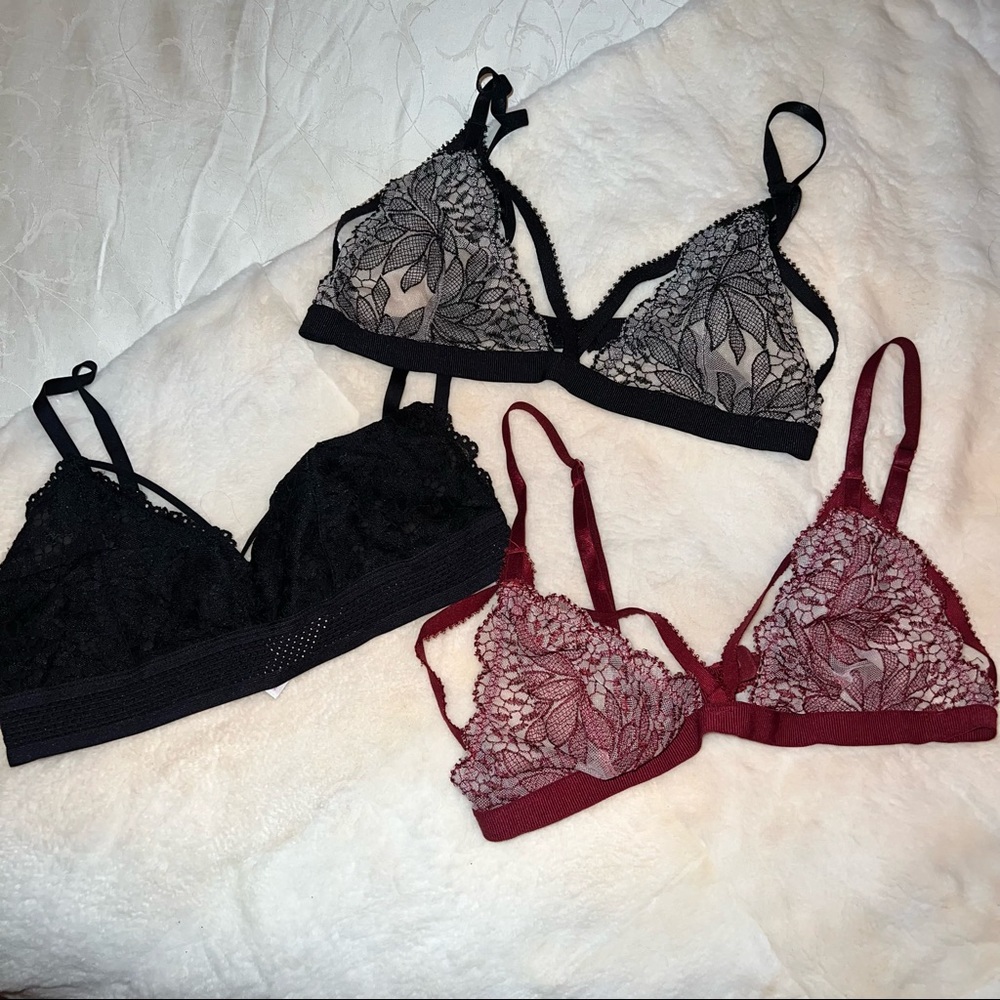 Lot of bralettes size medium
